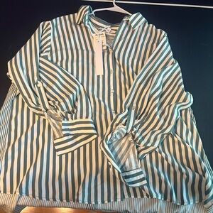 Long Sleeve Green and White Button Down